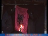 ALSAT-M - Organizatë krishtere kërcnon dhe djeg flamurin shqiptarë