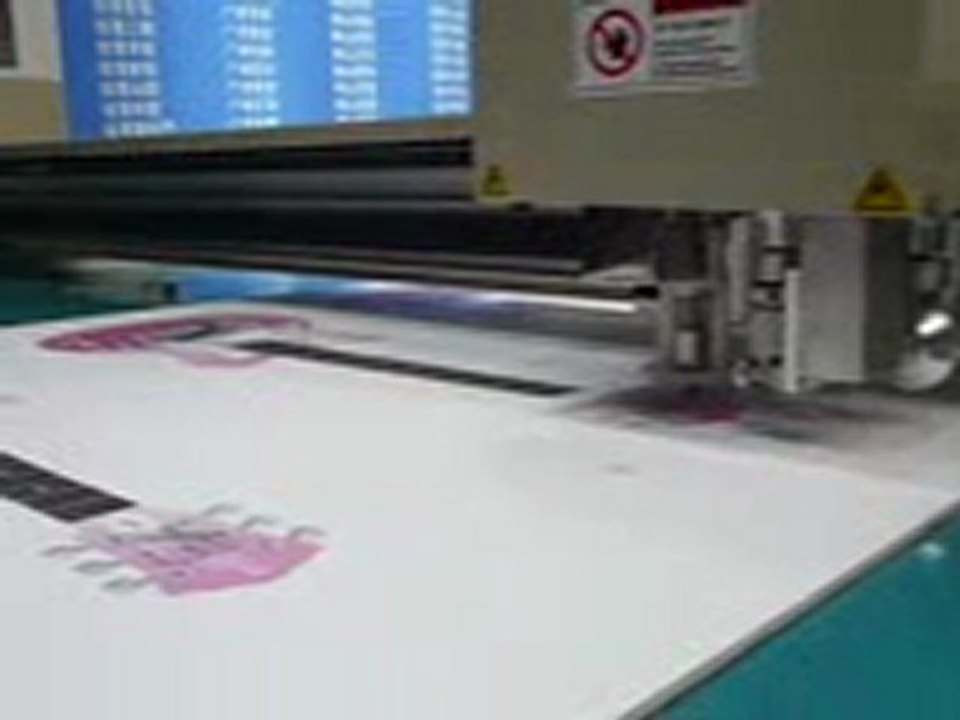 aokecut@163.com camera KT BOARD PVC crust foam board advertising cutter plotter machine