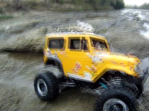 1/10 rc tamiya CR 01 BJ40 kazabj40