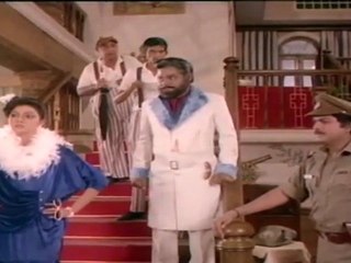 Khaidi No 786 - Mohan Babu Visits Villain House