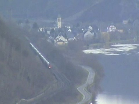 Neef a.d. Mosel BR112 und BR151 mit Güterzügen