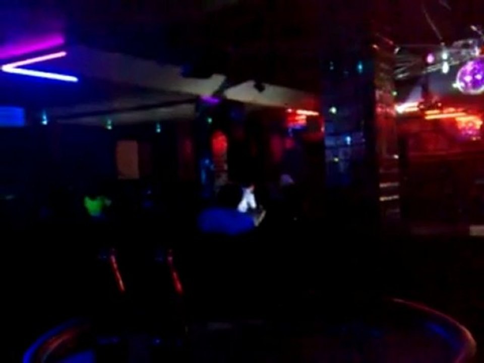 CHEB FATEH LA CLASSE CHANTE (( SBART W TALE ADABI ))
