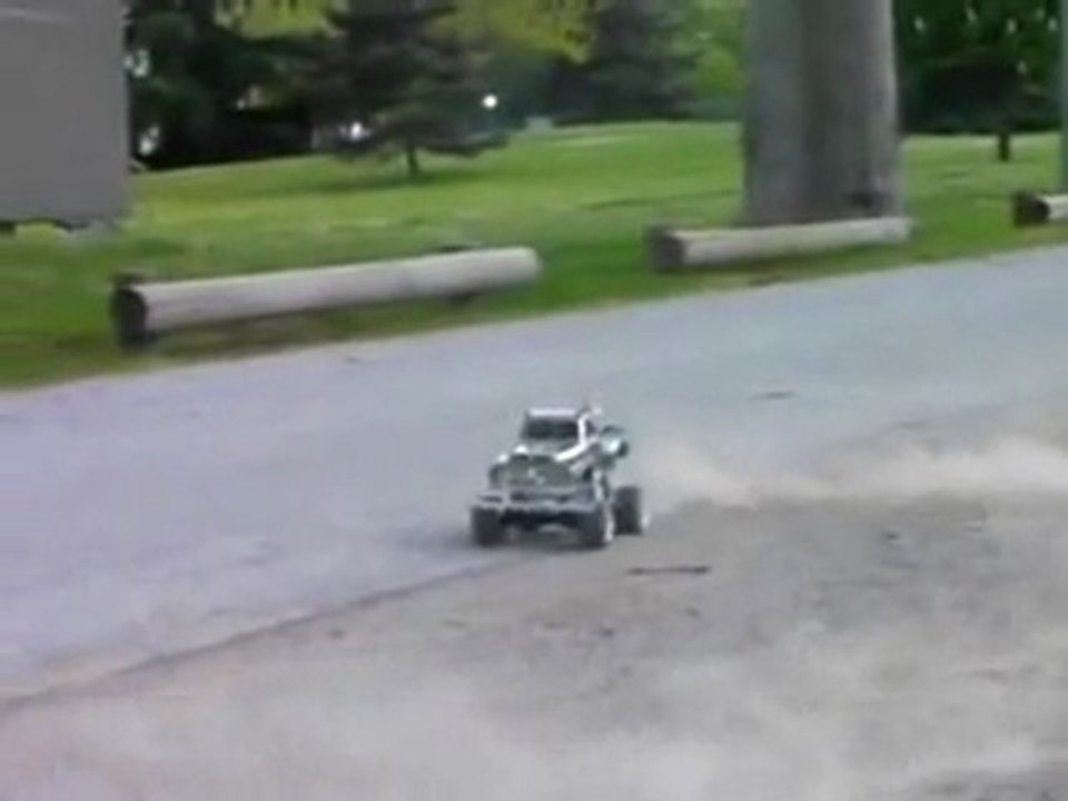 1/12 rc tamiya midnight _ like a lunch box_ dust and donuts.wmv