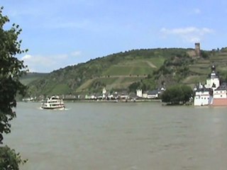 Kaub am Rhein Raddampfer Goethe, SBB Cargo Re482, BR143
