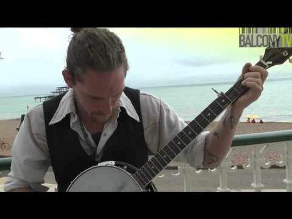 MORGAN O'KANE - PENDULUM (BalconyTV)