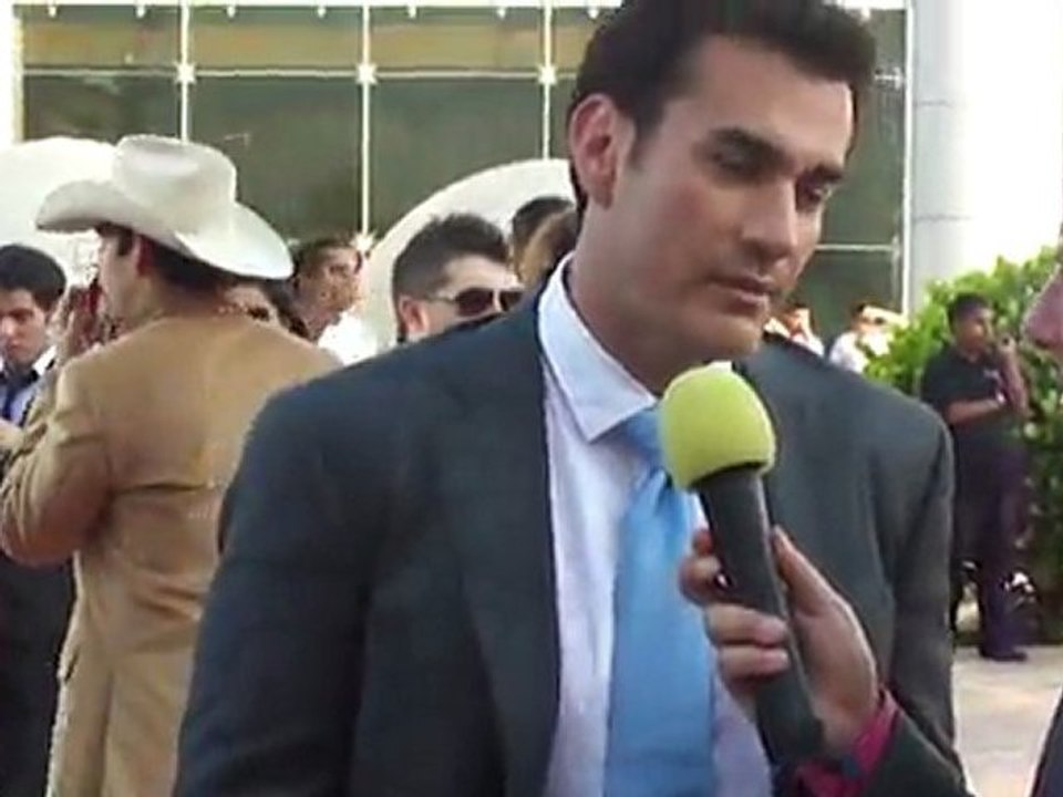 David Zepeda en la Alfombra Roja de los Premios TVyNovelas 2012