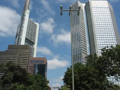 Francfort, Allemagne : gratte-ciel centre-ville