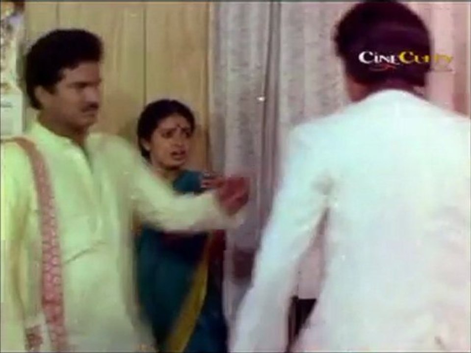 Fantastic Scene From Muthayamantha Muddu