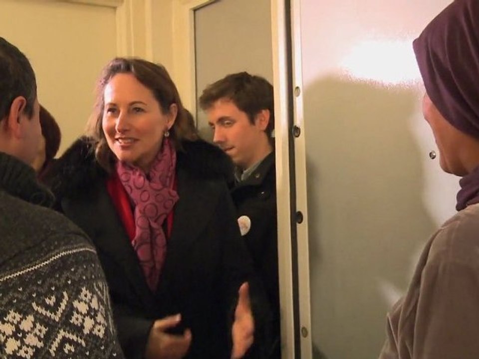 Porte à porte avec Ségolène Royal