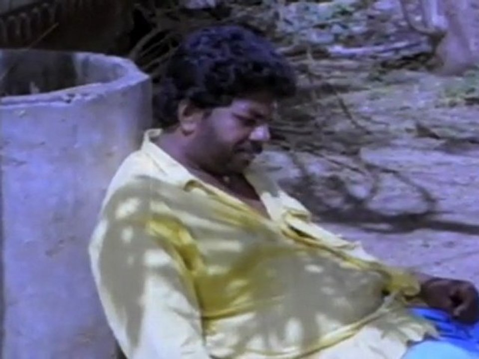 Kaval Nilayam - Sarath Kumar Looking For Anandraj