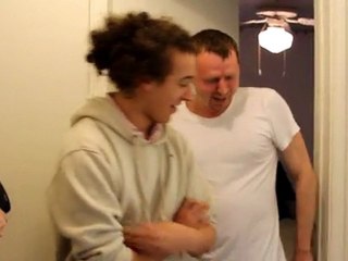 Stephano et White-Ra font des pompes