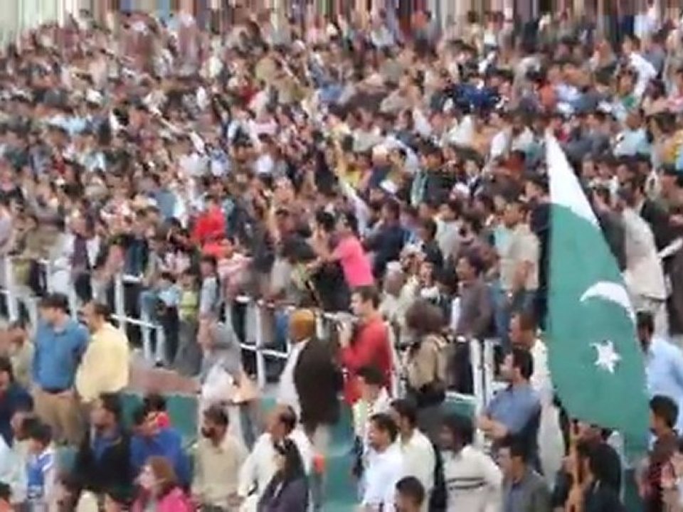 Cérémonie de fermeture de la frontière indo-pakistanaise à Wagah Border