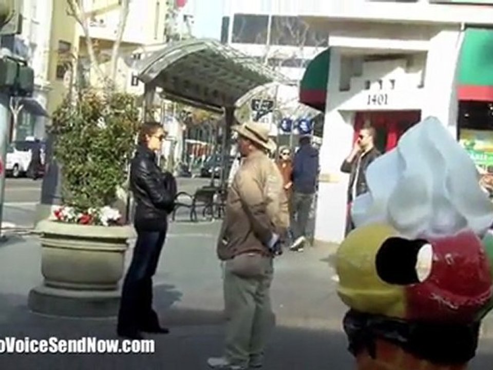 BEST iPHONE CAMERA APP - PHOTOVOICE RECORDS PICTURES WITH VO