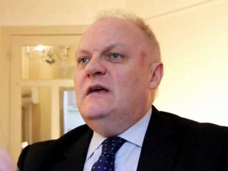 2/ Interview exclusive pour THE TIVI de François Asselineau - Président de l'UPR - Questions constitutionnelles