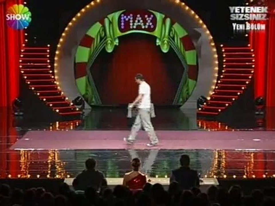 Ali Yeşilırmak ve Max (Final Performansı)