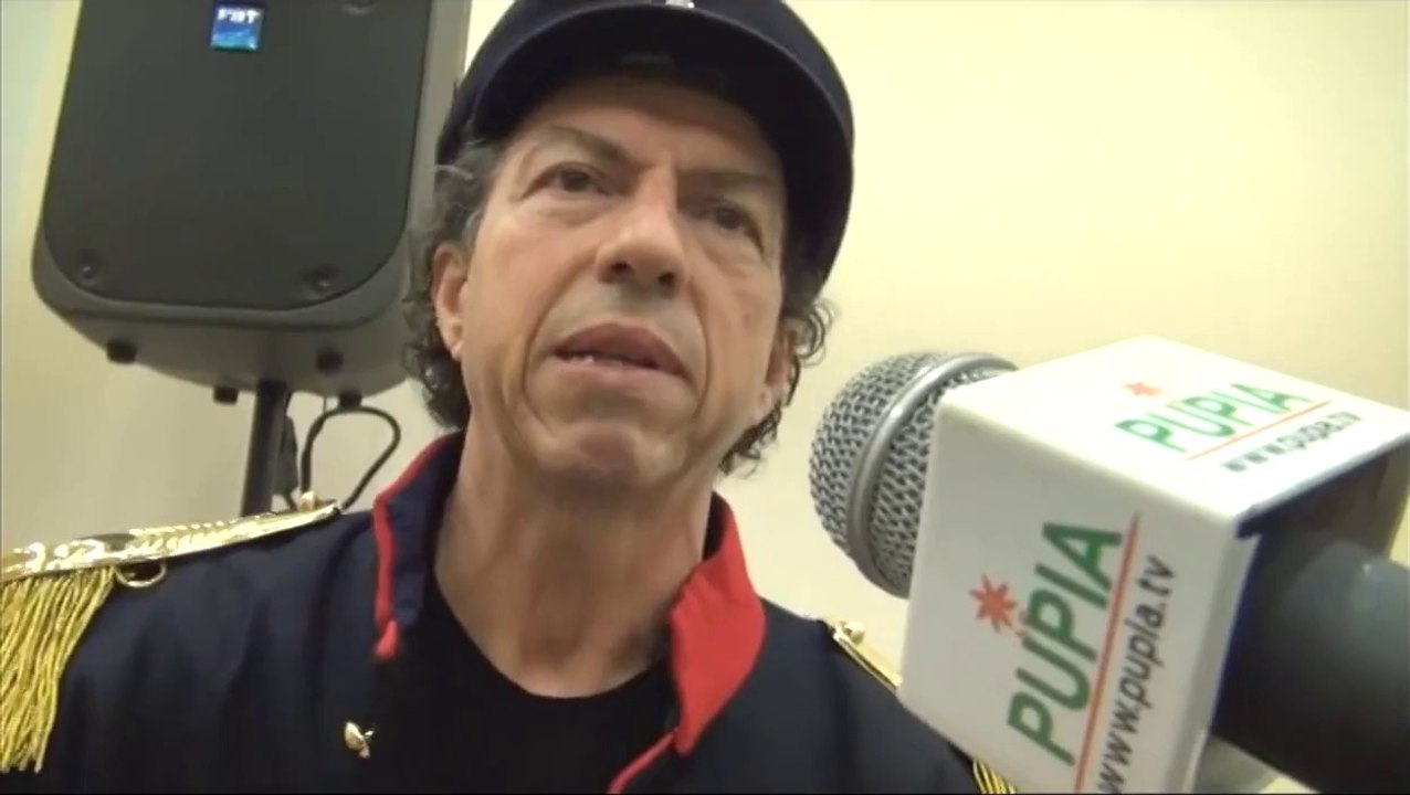 Gaeta (LT) - Intervista a Mimmo Cavallo, cantautore meridionalista (10.03.12)