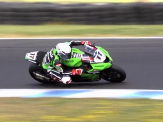 Kawasaki's KRT racing team - behind the scenes