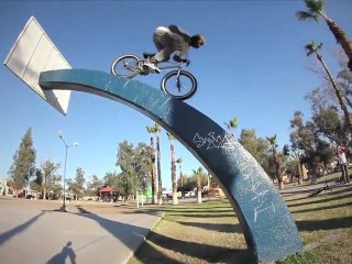 Download Video: FIT BIKES - MEXICO TO ARIZONA - BMX STREET VIDEO