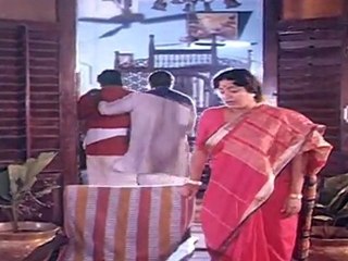 Mappillai Vanthachu - Villain Cheating Village People