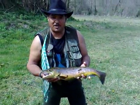 PECHE A LA TRUITE AU VAIRON MARS 2011
