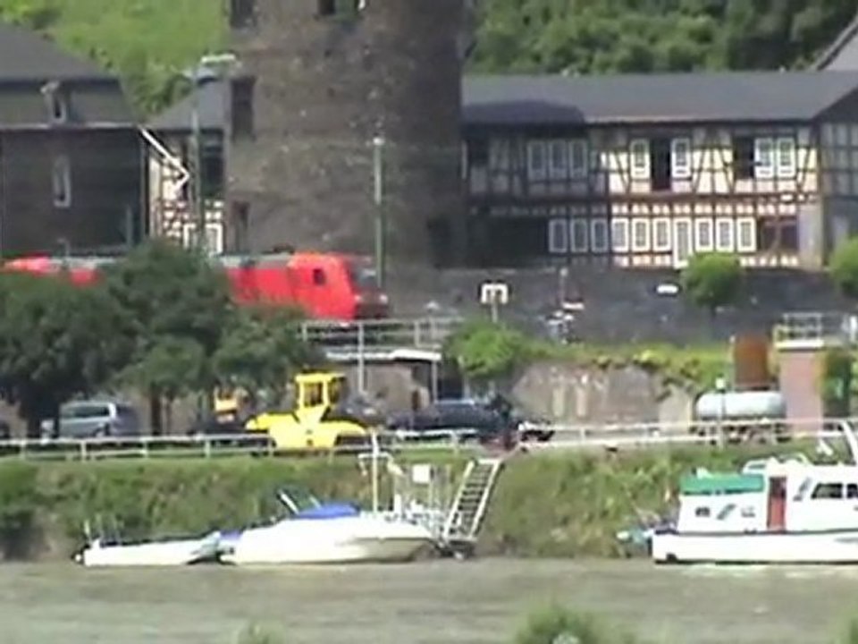 Kaub am Rhein, K+S BR185, Railion BR185 und Rheinschifffahrt