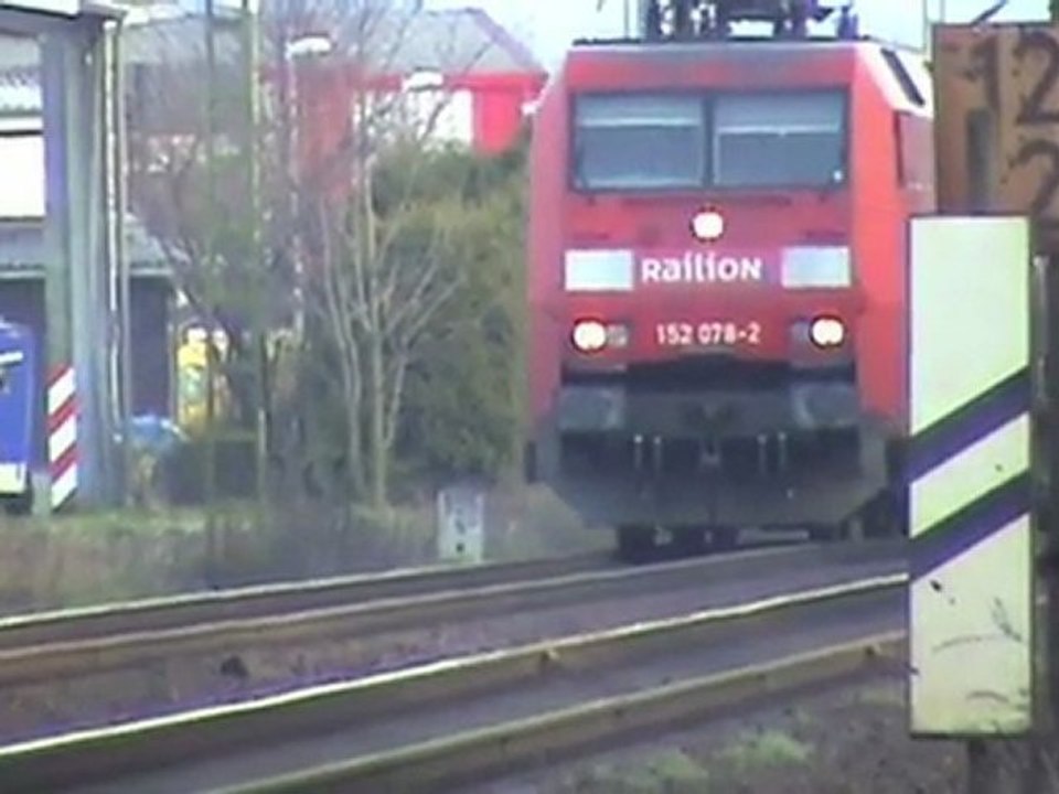 Eisenbahnen am südlichen Ortseingang von Rheinbrohl