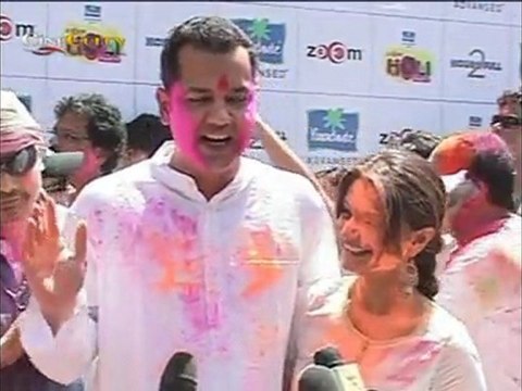 Asin,Zarine Khan, Shazahn Padamsee At Zoom Holi Celebrations