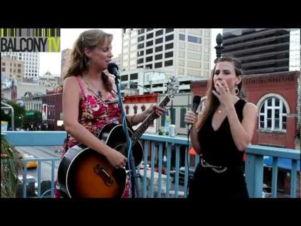 MANDY ROWDEN (BalconyTV)