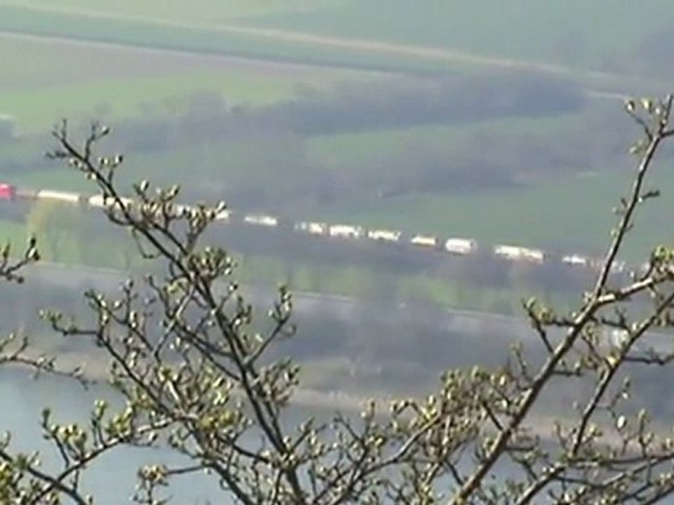 Züge bei Brohl und Hammerstein am Rhein Teil 01 von 02