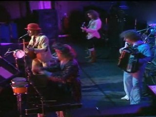 Jethro Tull - The Minstrel Looks Back 2DVD - Skating Away live 1977