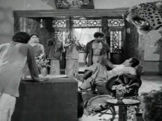 Kan Thiranthathu - Rajendran Escaping From Boopathy
