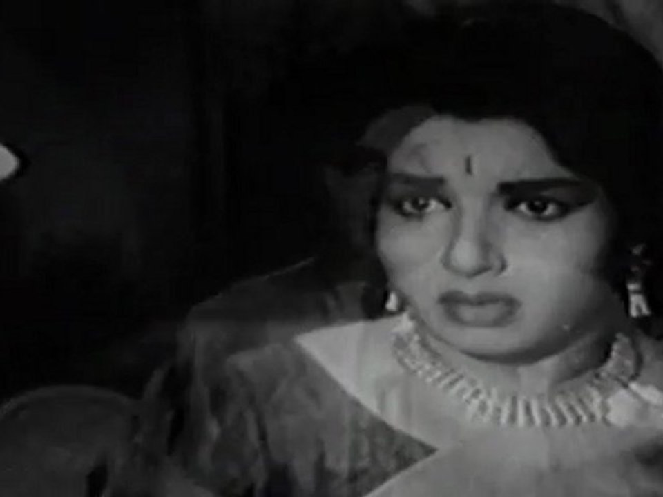 Kadhal Vahanam - Jayalalitha Romancing With MGR