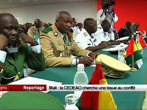 Mali, la CEDEAO cherche une issue au conflit