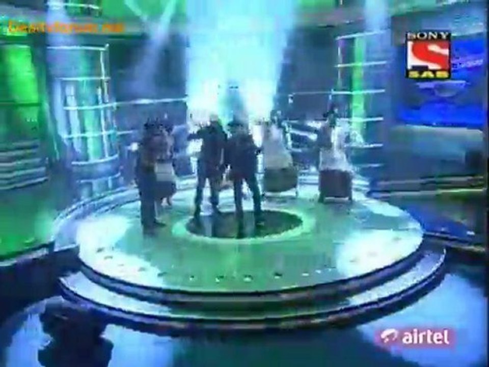 Movers & Shakers - 13th March 2012 Video Watch Online - pt2