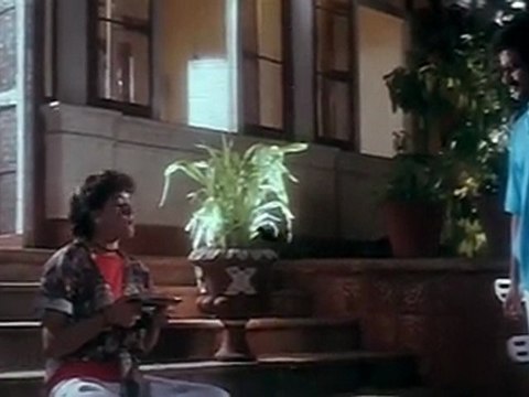 Rowdy Rani - Vijayashanthi With Hero