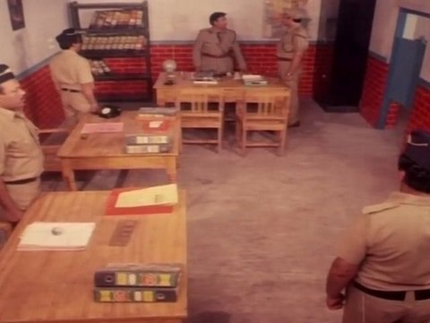 Sahara - Sundari Devi Killing A Guy