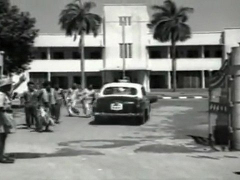 Ther Thiruvizha - MGR Comes To City