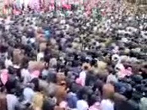 فري برس ريف حماه المحتلة الصلاة على الشهداء في قرية طلف 13 3 2012