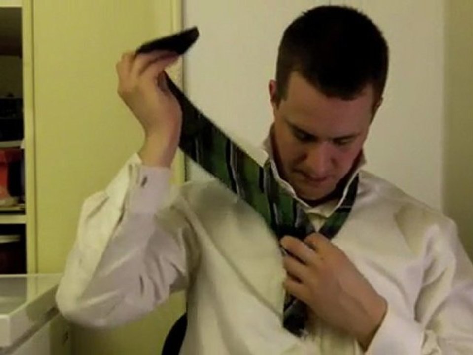 How to tie a tie: Double Knot
