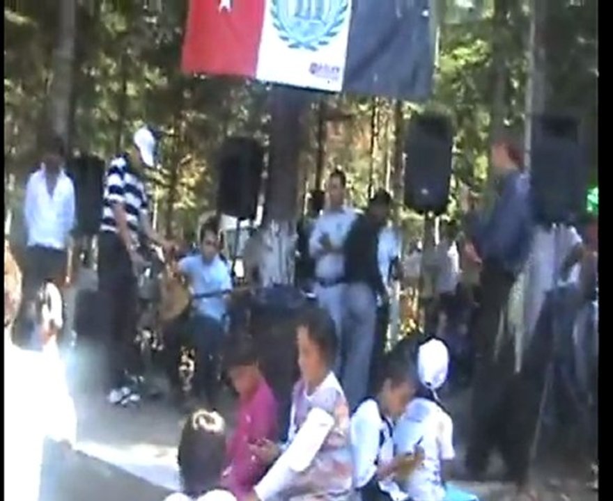 "Köyüm eski köyüm değil" Ümit Ateş