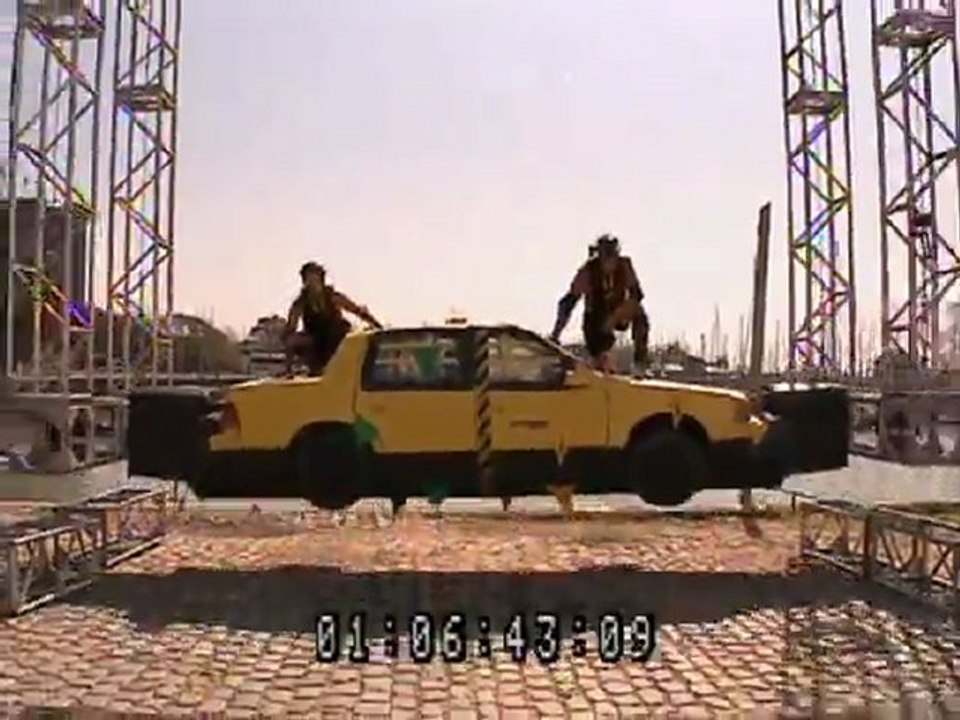 ROTATING CAR