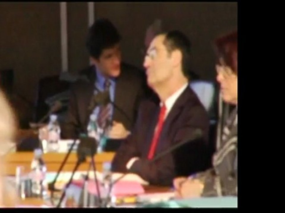 Interview de Eric Berdoati - Débat d'Orientations Budgétaires 2012