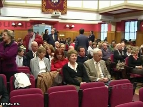 Barcina afirma que ETA no puede desaparecer con honores