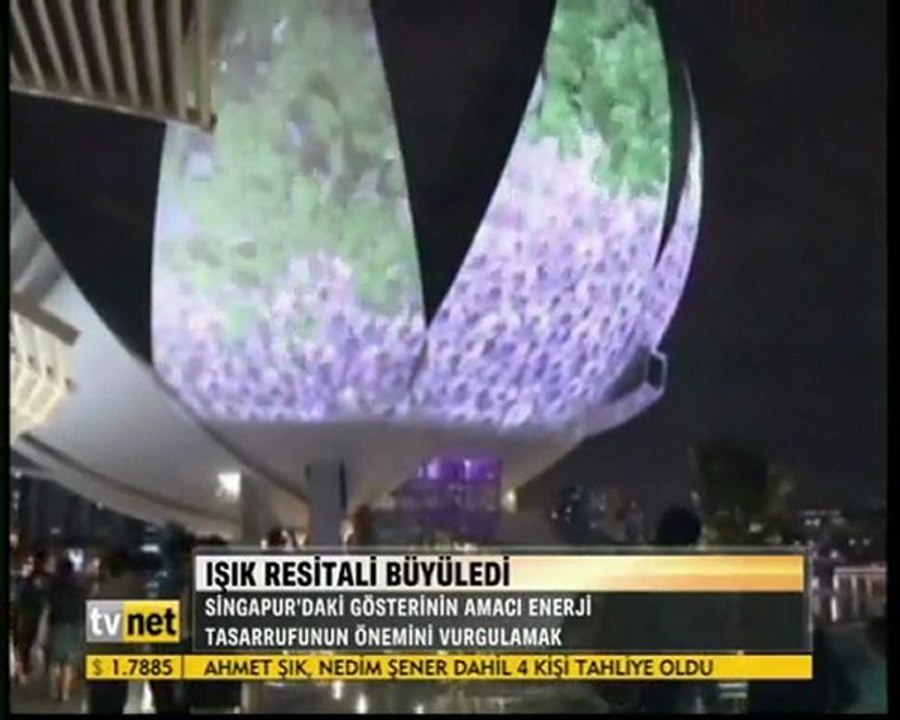 Singapur'da Işık Resitali