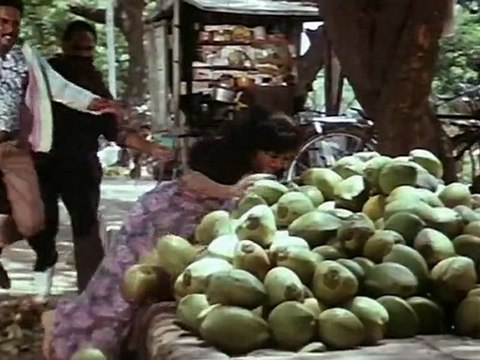 Rowdy Rani - Rami Reddy Kills Vijayashanthi Family