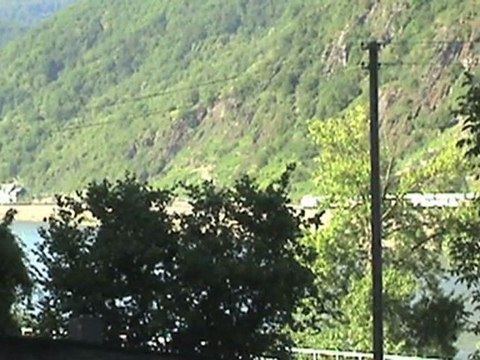 Eisenbahnen und Schiffe bei Kestert, BR142, BR152, ICE I, ERS BR189, BR145, AT BR185, BR428