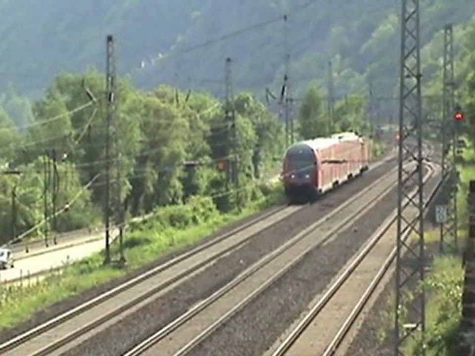Züge beim alten Bf Hatzenport, BR181, SNCF Prima, 2x BR189, 3x BR143, 3x BR425