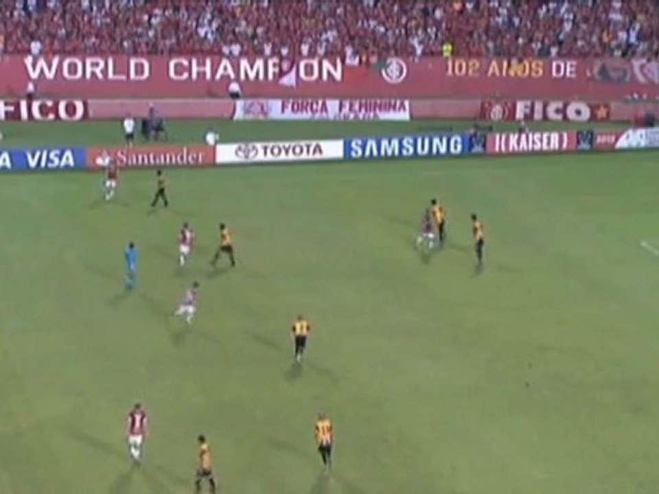 Südamerika: Internacional klatscht 'The Strongest' weg