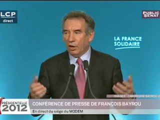 François Bayrou présente sa "France solidaire"