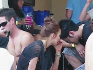 Lindsay Lohan vs Avril Lavigne